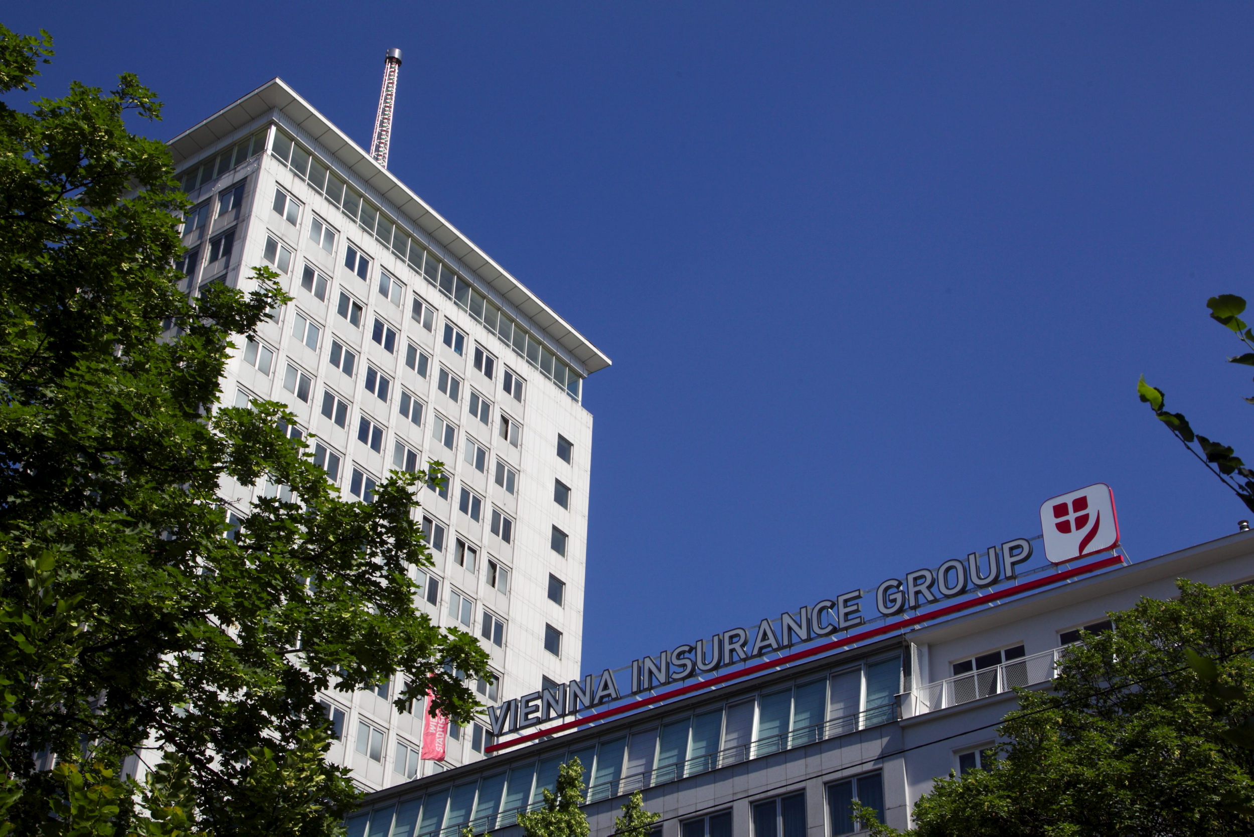 Vienna Insurance Group kupuje AXA kompanije u Srbiji