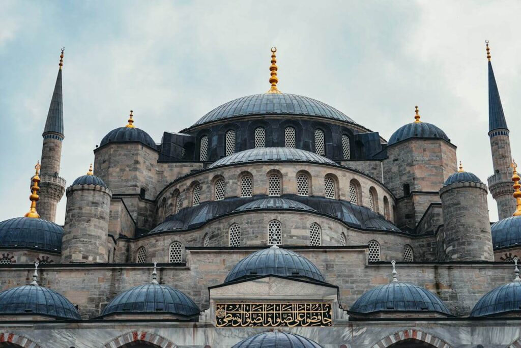 Plava džamija izbliza